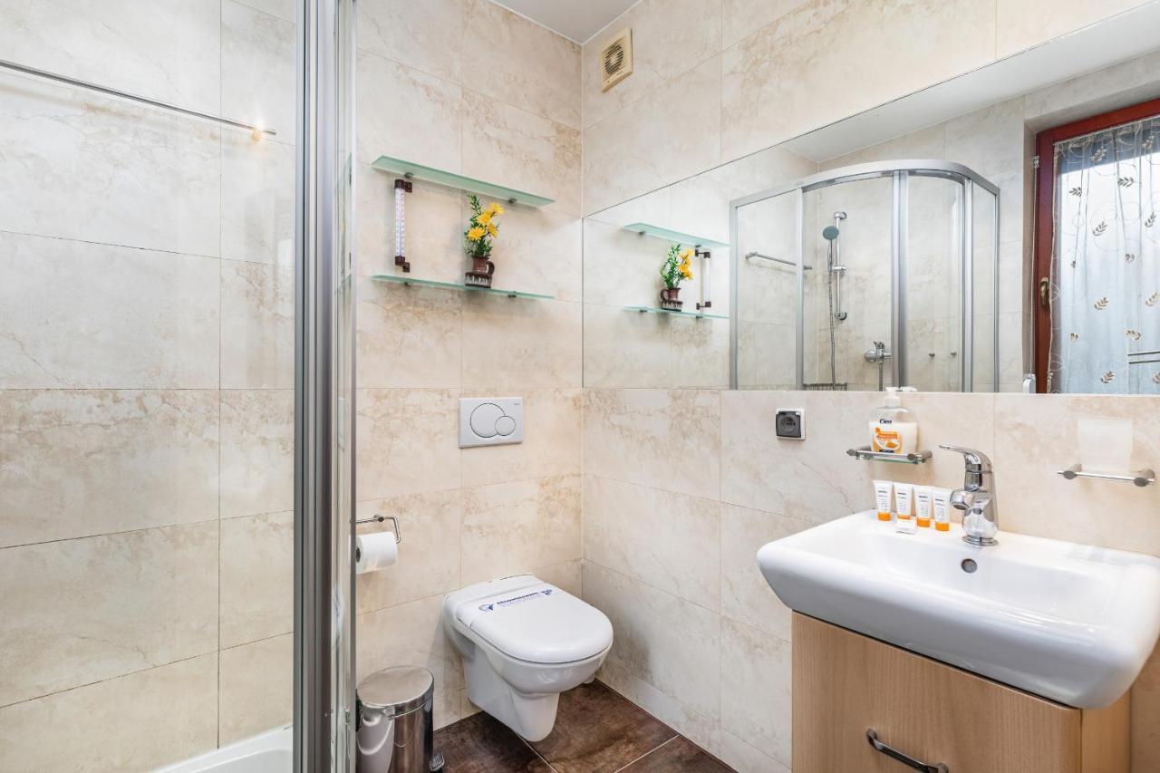 Apartamenty Zeromskiego 29 By Noclegi Renters Świnoujście Buitenkant foto